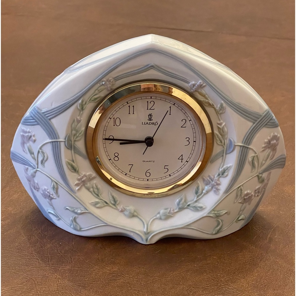 LLADRO Quartz Mantel Clock Retired Vintage - Hand Made in Spain